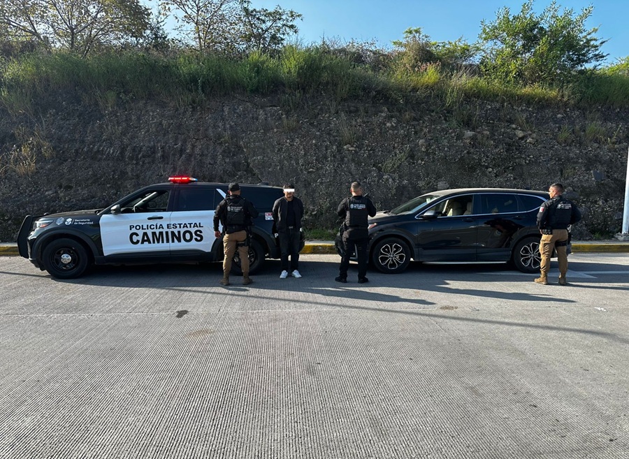 detenido camioneta robada