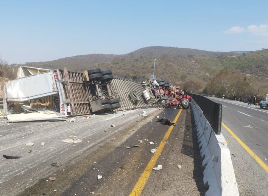 accidente autopista guadalajara colima