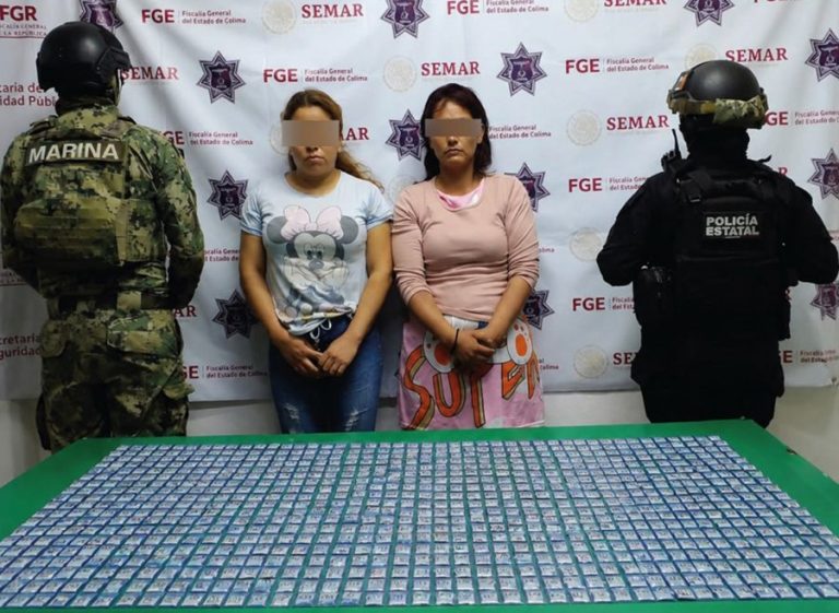detenidas con droga en colima