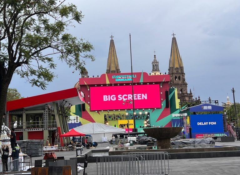fan fest plaza de la liberación guadalajara