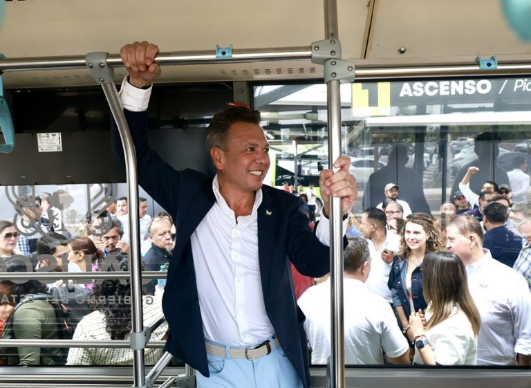 pablo lemus en transporte público