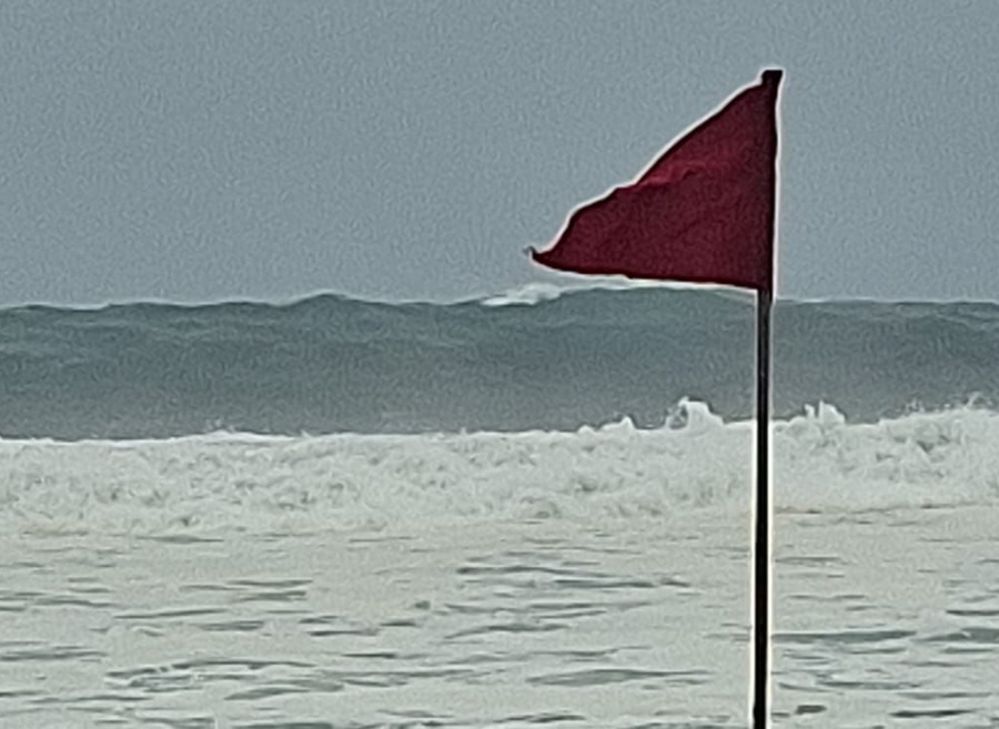 playa bandera roja colima