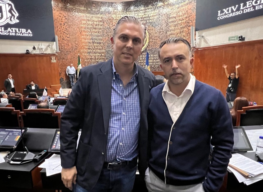 diputados alberto alfaro y josé guadalupe buenrostro