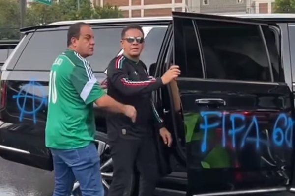 increpan a cuauhtémoc blanco