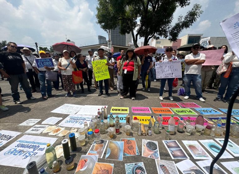 protesta agua sucia casa jalisco