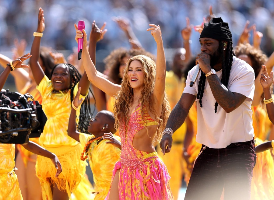 shakira final mundial fifa