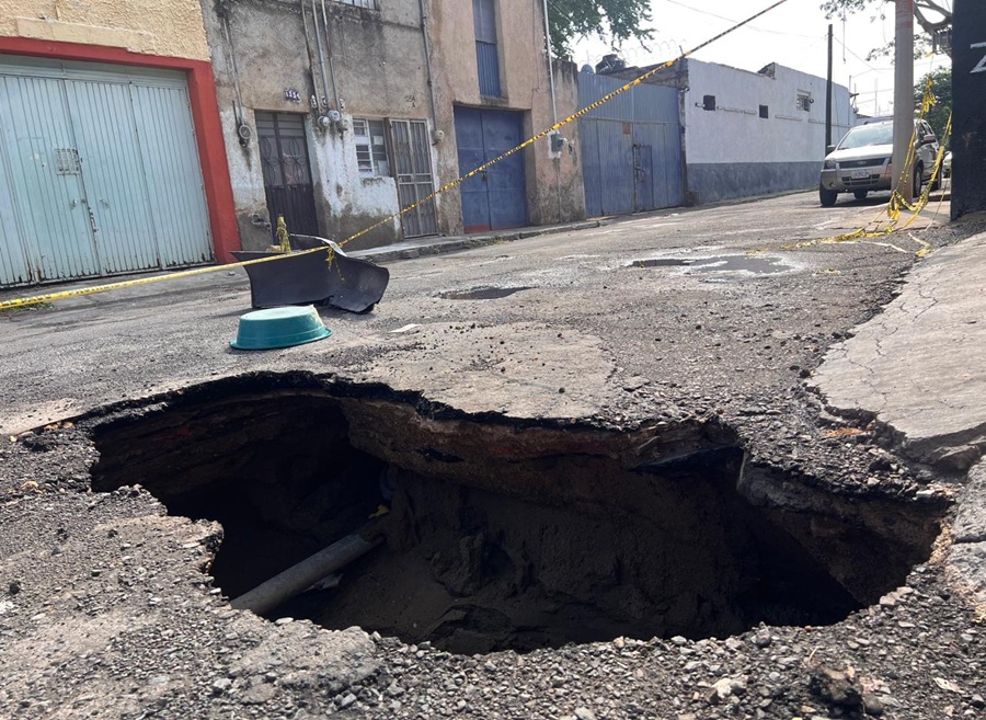 socavón mezquitán guadalajara