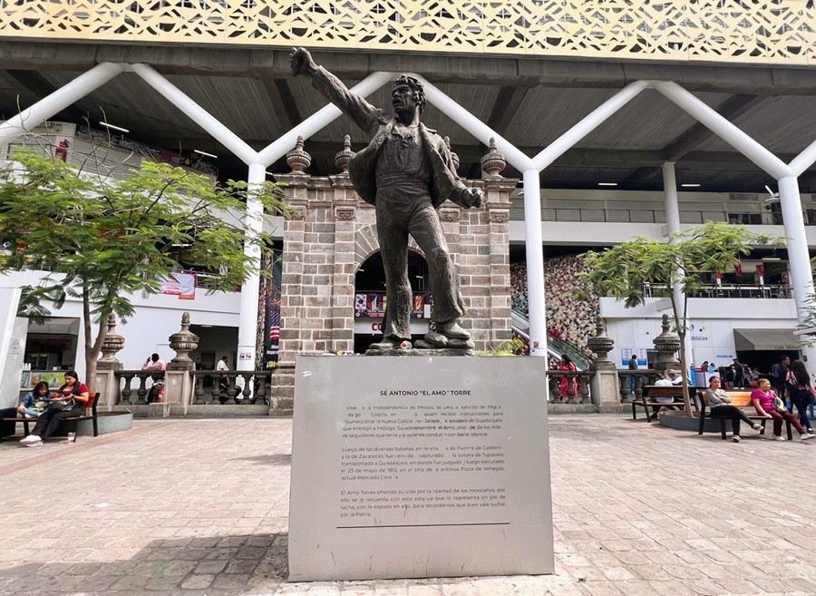 Escultura de José Antonio El Amo Torres