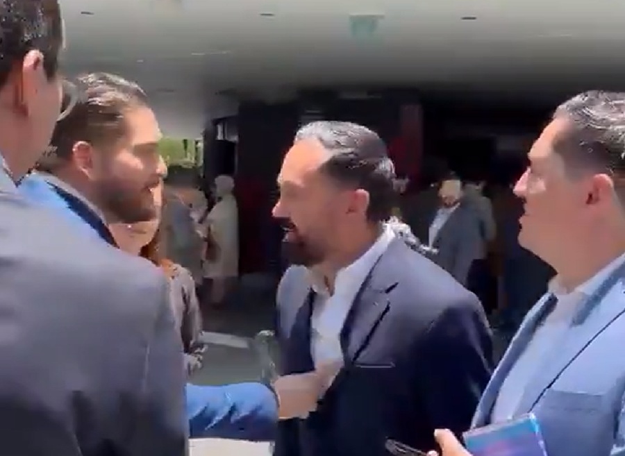 agarrón entre diputados federales