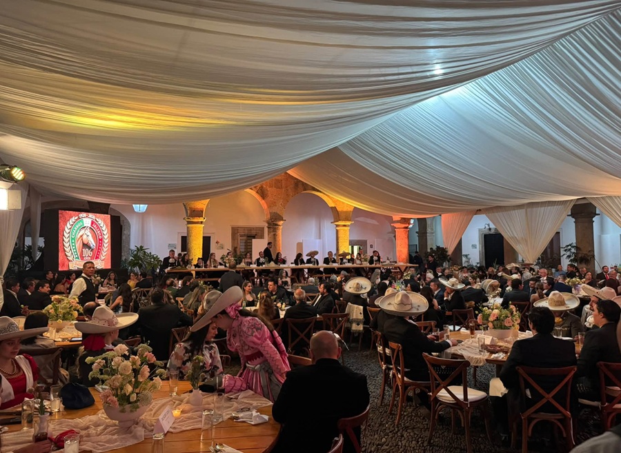 fiesta charros de jalisco en el Congreso