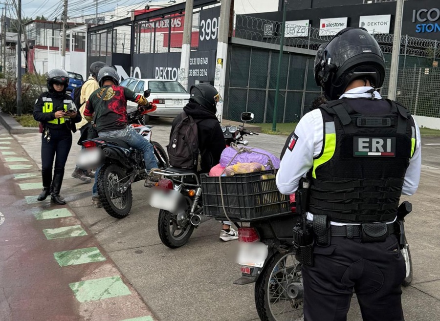 policía vial motocicletas aseguradas