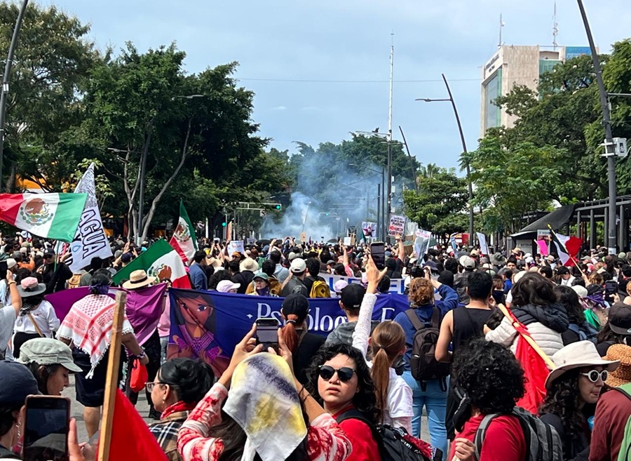 manifestación contra agua del siapa